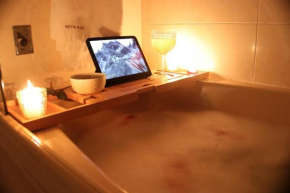 3 suites com Jacuzzi e Lareira - Duplex perto do Centro